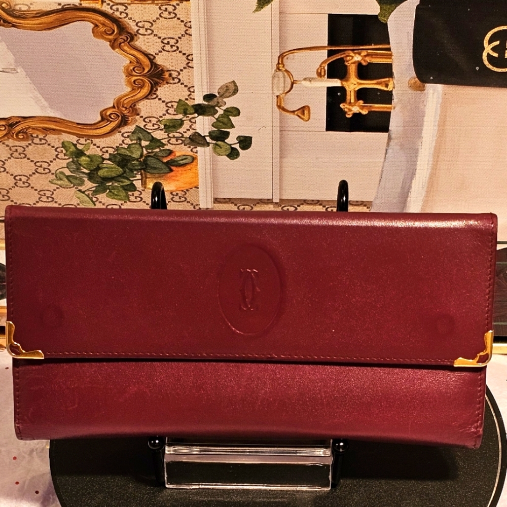 Cartier de Must Bordeaux  Leather Kisslock  Long Wallet